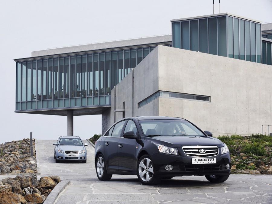 Daewoo Lacetti 2009 года  (фото 2 из 18)